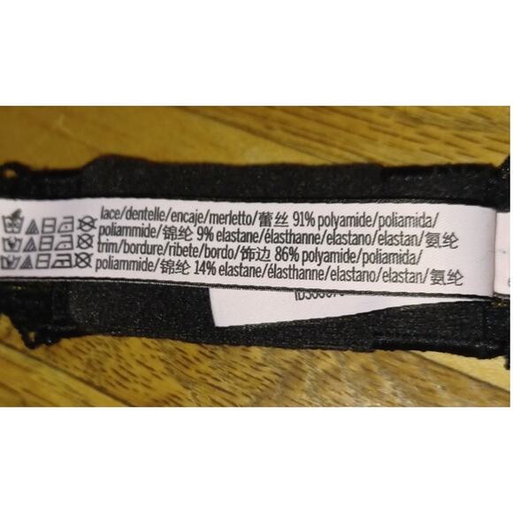 Victoria's Secret Dream Angels Black Velvet Lace Bralette Women's Small Gothic - Picture 11 of 12